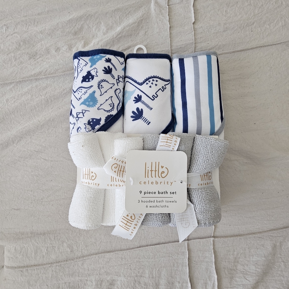Little Celebrity Baby Bath Set with Dinosaur Print